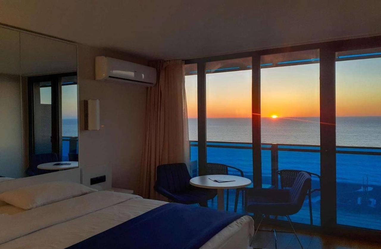Orbi City Apartments Батуми Екстериор снимка